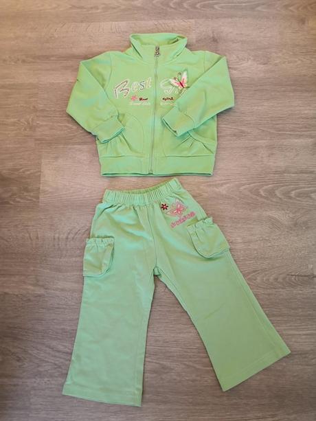 Tepláková souprava, 92