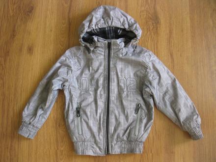 Přechodová bunda, 104