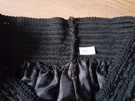 Nádherná černá krajkvá sukně, vel 13/140,top stav, 140