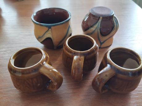 Drobná keramika a sklo dle fota.,