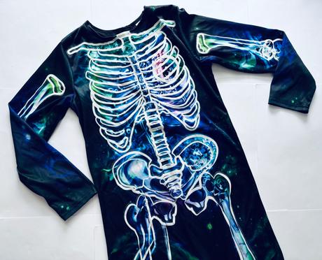 An11/ kostým kosttlivec svítivý - v.11/12 let, 