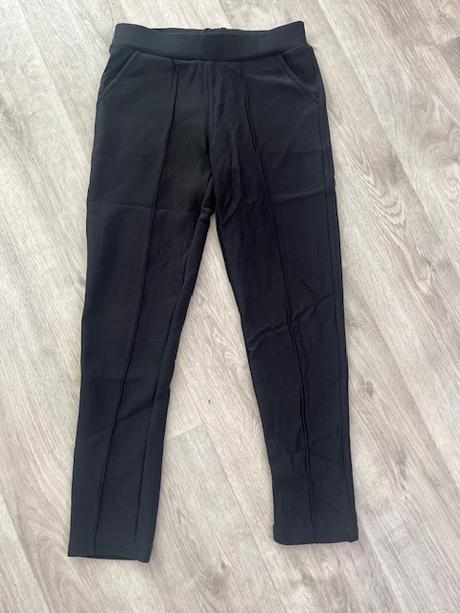 Společenské legíny 134/140, 134