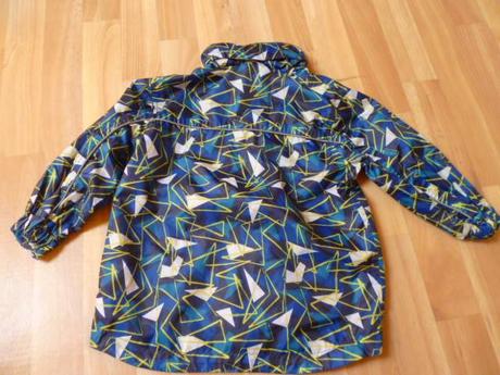 Šustáková bunda vel. 3-5, 104