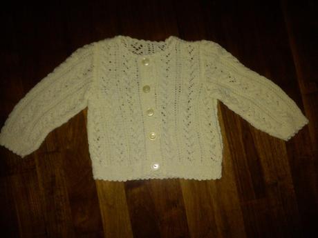 Ručně pletený svetřík, 92