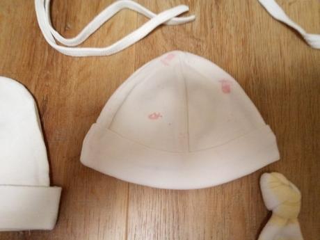 17x čepička, vel 56- 62, 62