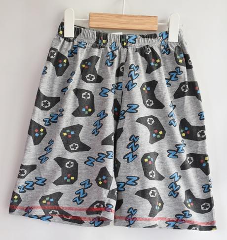 Kraťasy vel. 9 - 10 let, 140