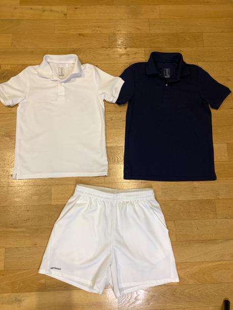 Tenisové nebo golfové oblečení, 122–134