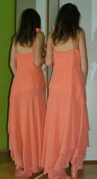 Společenské dlouhé šaty i halloween - vada, 40