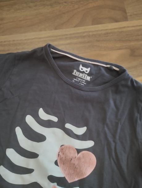 Pyžamo kostra, lupilu,110