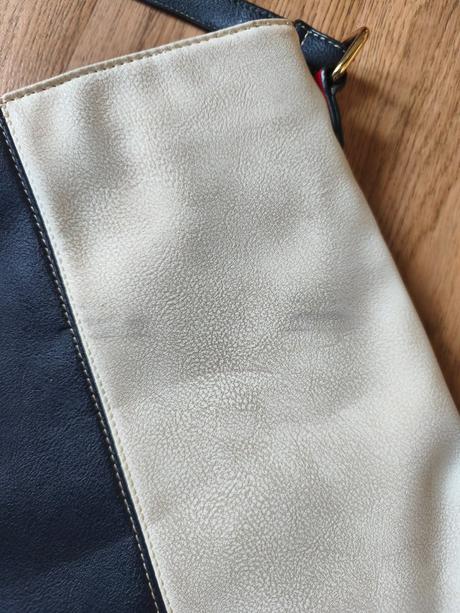 Velká crossbody kabelka,