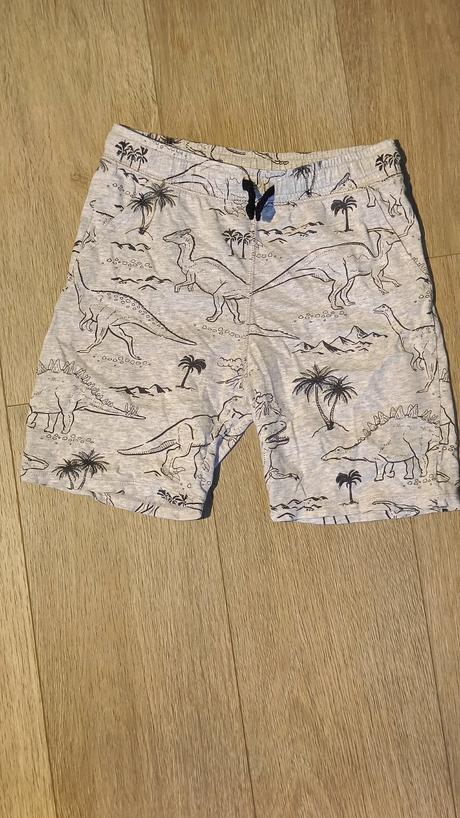 Kraťasy s motivem dinosaurus vel. 134, h&m,134