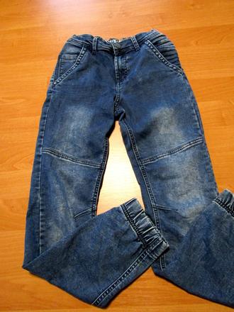 Chlapecké džíny vel 146-152, 146
