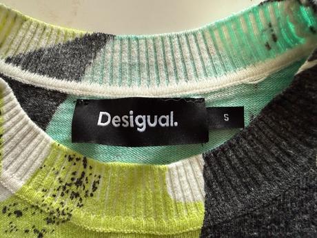 Svetřík desigual, desigual,s