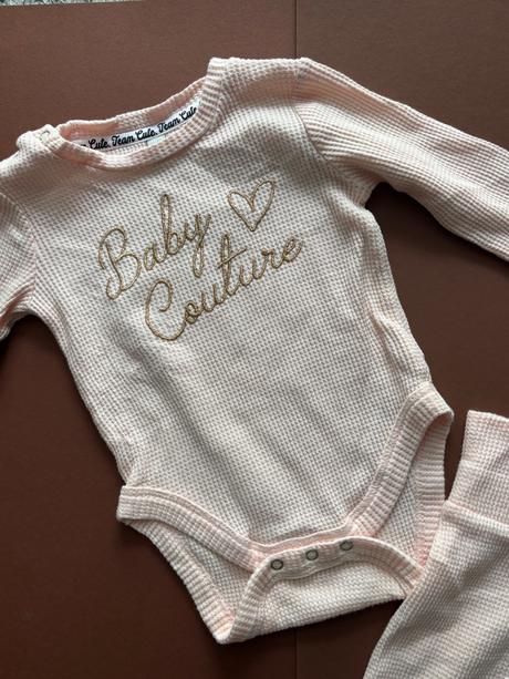 Dívčí meruňkový set - v.0/3 mes., 62