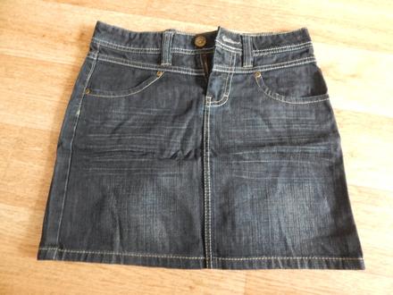 Dámská dívčí sukně, 36