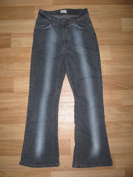 Džíny, 38