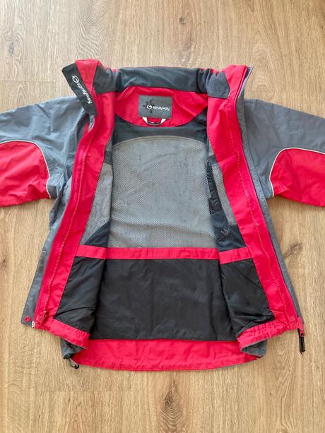 Sportovní bunda, 146