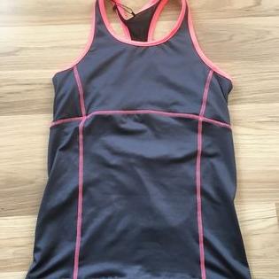 Sportovní tílko, primark,42