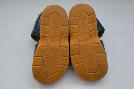 Kožené zdravotní sandálky s rybkou, 23