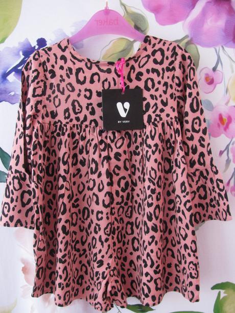 Krásný letní overal-vzhledem šatiček, 92