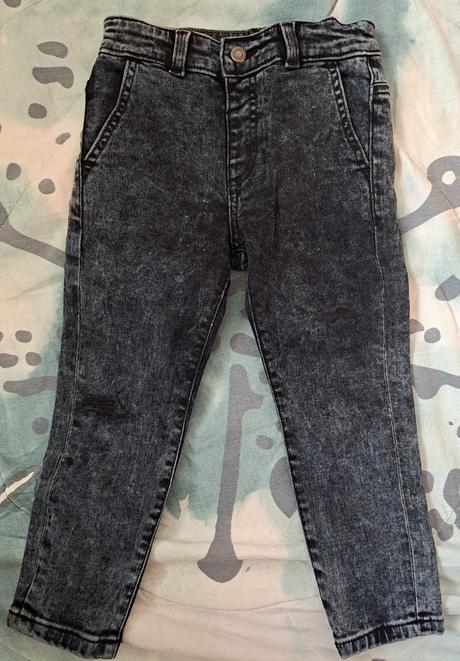 Trhané džíny, reserved,104