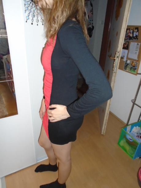 Šaty elastické vel 12-14l, 152