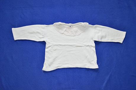 Kojenecká košilka, 56