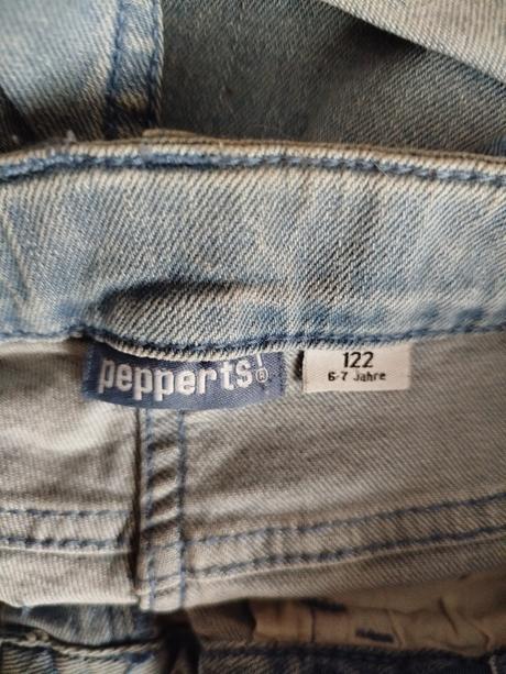 Kraťasy zn. pepperts vel.122, pepperts,122