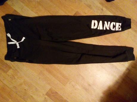 Mix sportovního oblečení, 140–152