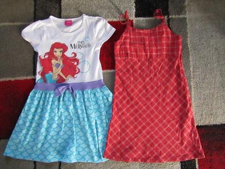 Letní šaty vel.134/140- disney malká mořská víla, disney,134