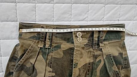 Maskáčové kraťasy, hollister,128