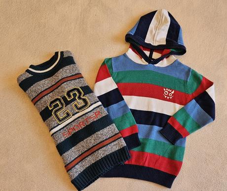 Dva chlapecké svetry, svetříky, vel.110/116, 110