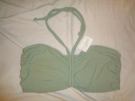 Luxusní hráškově zelený top - pružný 8xl, 56