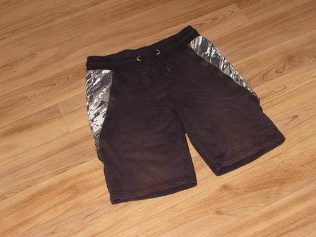 Kraťasy vel. 146/152, chapter young,152