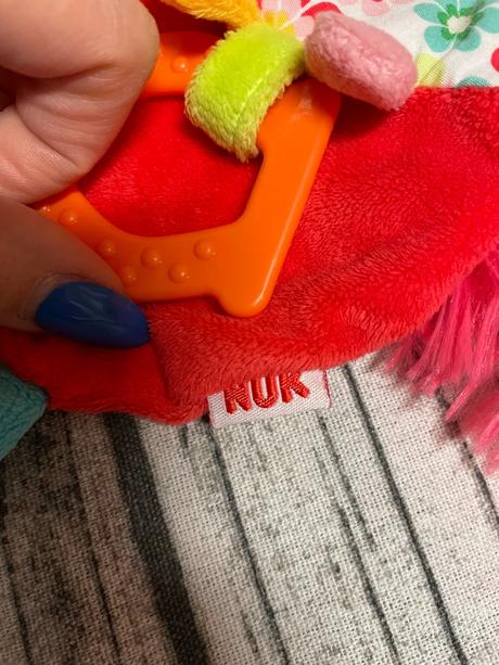 Hračka pro miminka s kousátkem nuk,
