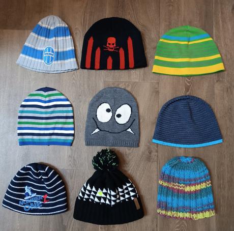 9x zimní chlapecké čepice,h&m, wedze,vel.2-9 let, wedze,98