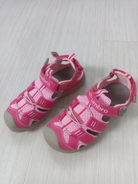 Dívčí sandály zn. umbro vel. 34, umbro,34