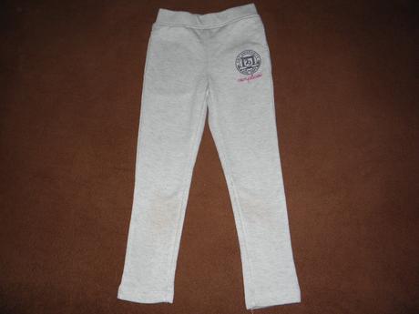 Úzké tepláky zn. complices vel.110, 110