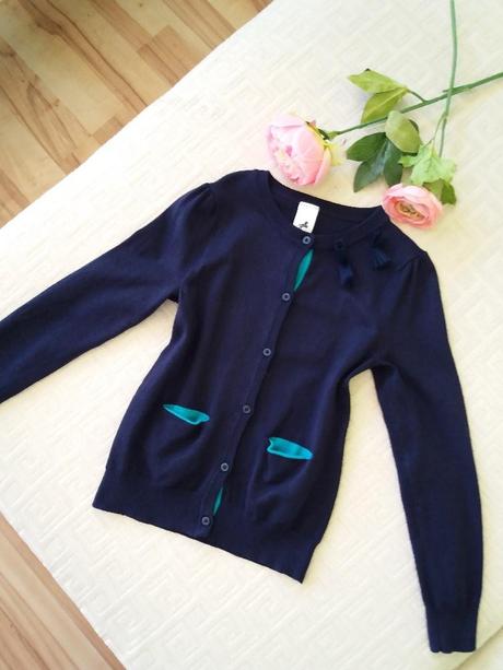 Krásný svetřík, palomino,122