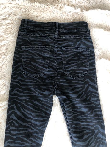 Zara 36 cerno sede vzor zebra, zara,36
