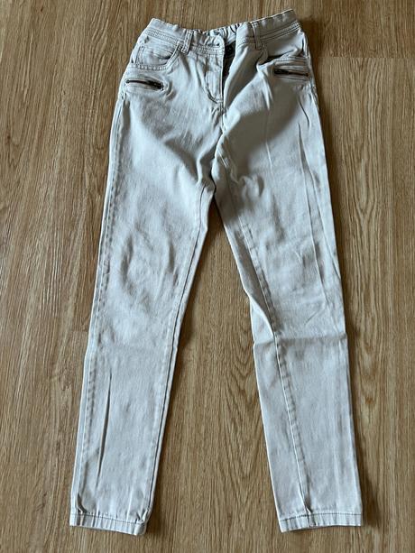 Dívčí set - kalhoty + 2 trika - f&f, vel. 134/140, 122–134