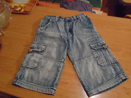 Džínové kraťasy, 110