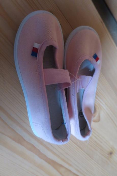 Cvičky pro princeznu, 23