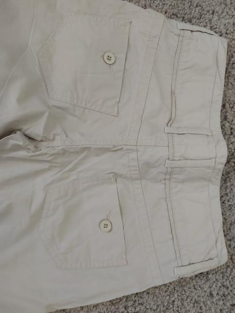 Kávové kalhoty, 146