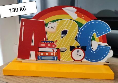 Oblečení a rekvizity na focení,