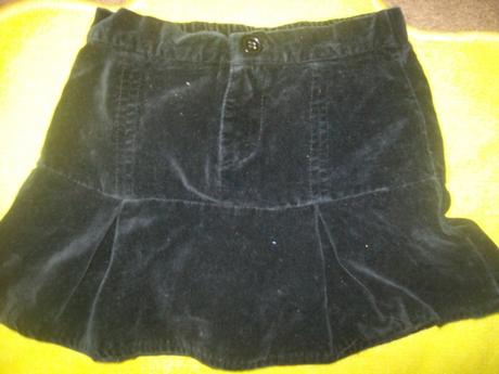 Sametová sukně, 98