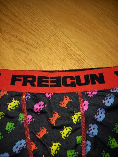 Boxerky freegun space invaders 10-12 let, 140