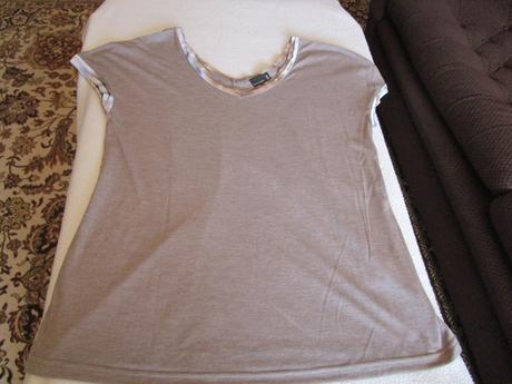 Velmi pěkné lehoučké tričko, vel. 36-38, bonprix,38