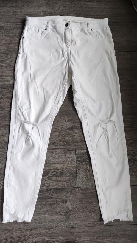 Roztrhané kalhoty, pepco,40