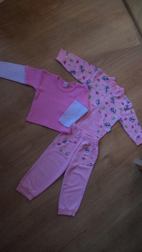 Tepláková souprava a triko  č.258, loana,80